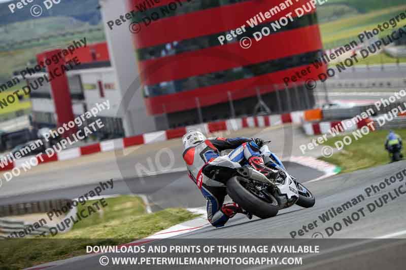 cadwell no limits trackday;cadwell park;cadwell park photographs;cadwell trackday photographs;enduro digital images;event digital images;eventdigitalimages;navarra;no limits trackdays;peter wileman photography;racing digital images;trackday digital images;trackday photos